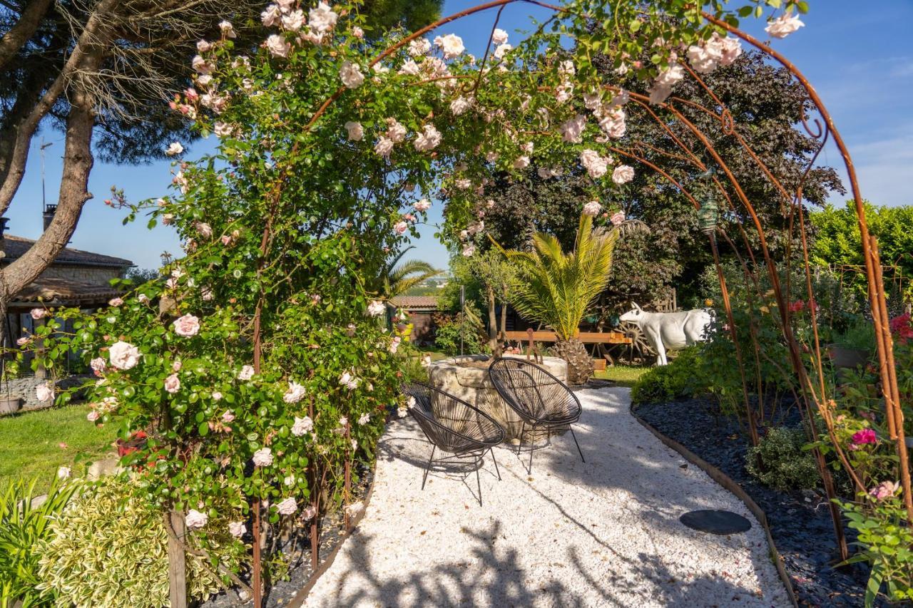 Bed & Breakfast Le Bassin Du Tertre *